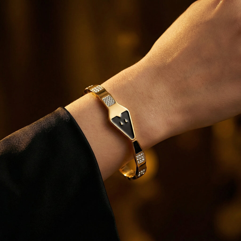 Quin Steel Bangle Detail