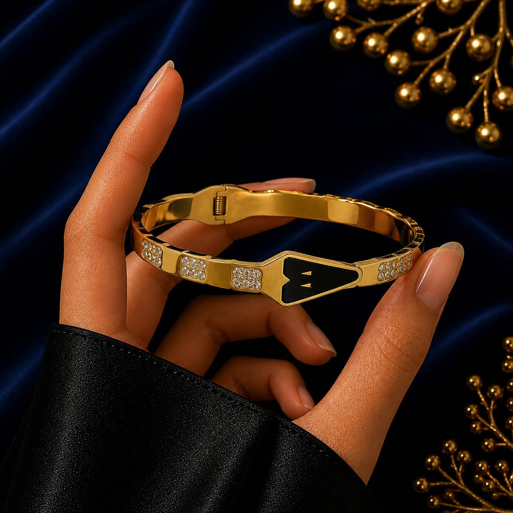 Quin Steel Bangle