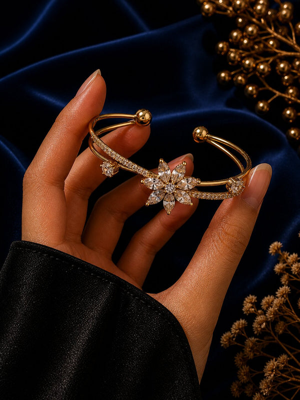 Tina Gold Bangle