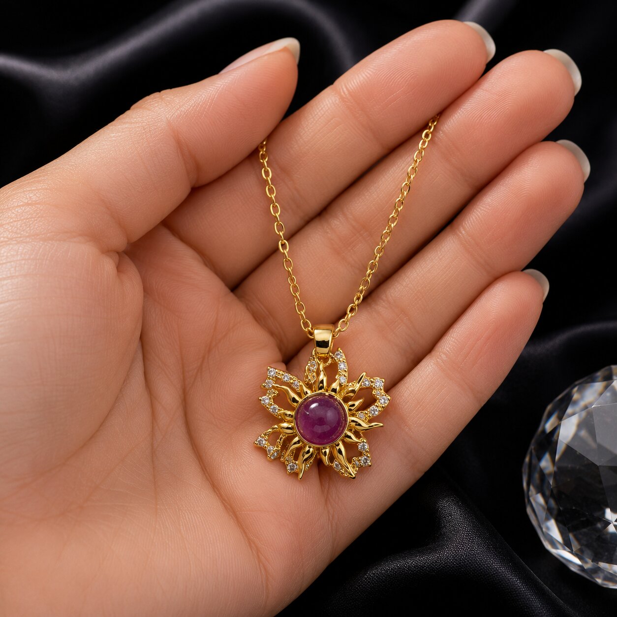 Soleil Violet Necklace - View 4