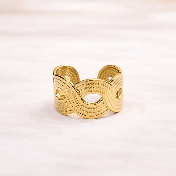 Wave Cut Ring