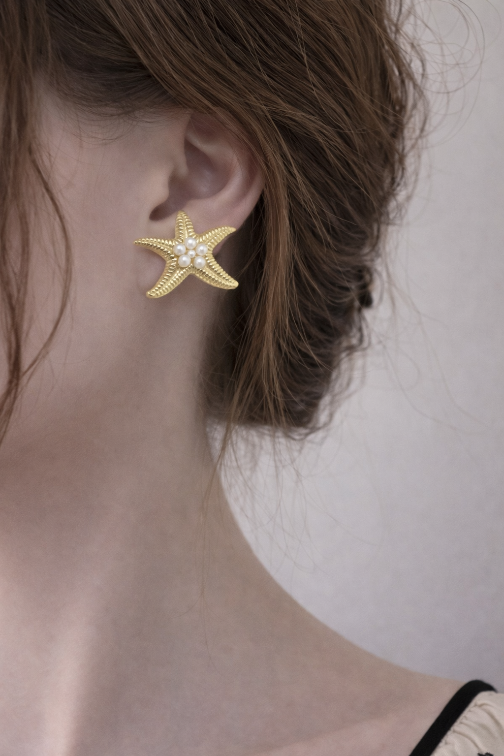 Pearl Sea Star Stud Earrings