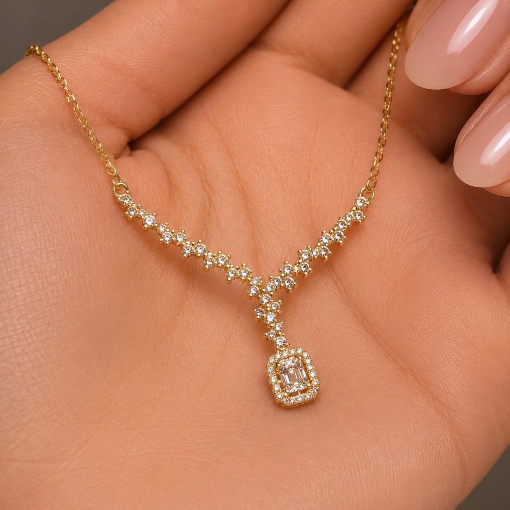 Elara Drop Necklace 3
