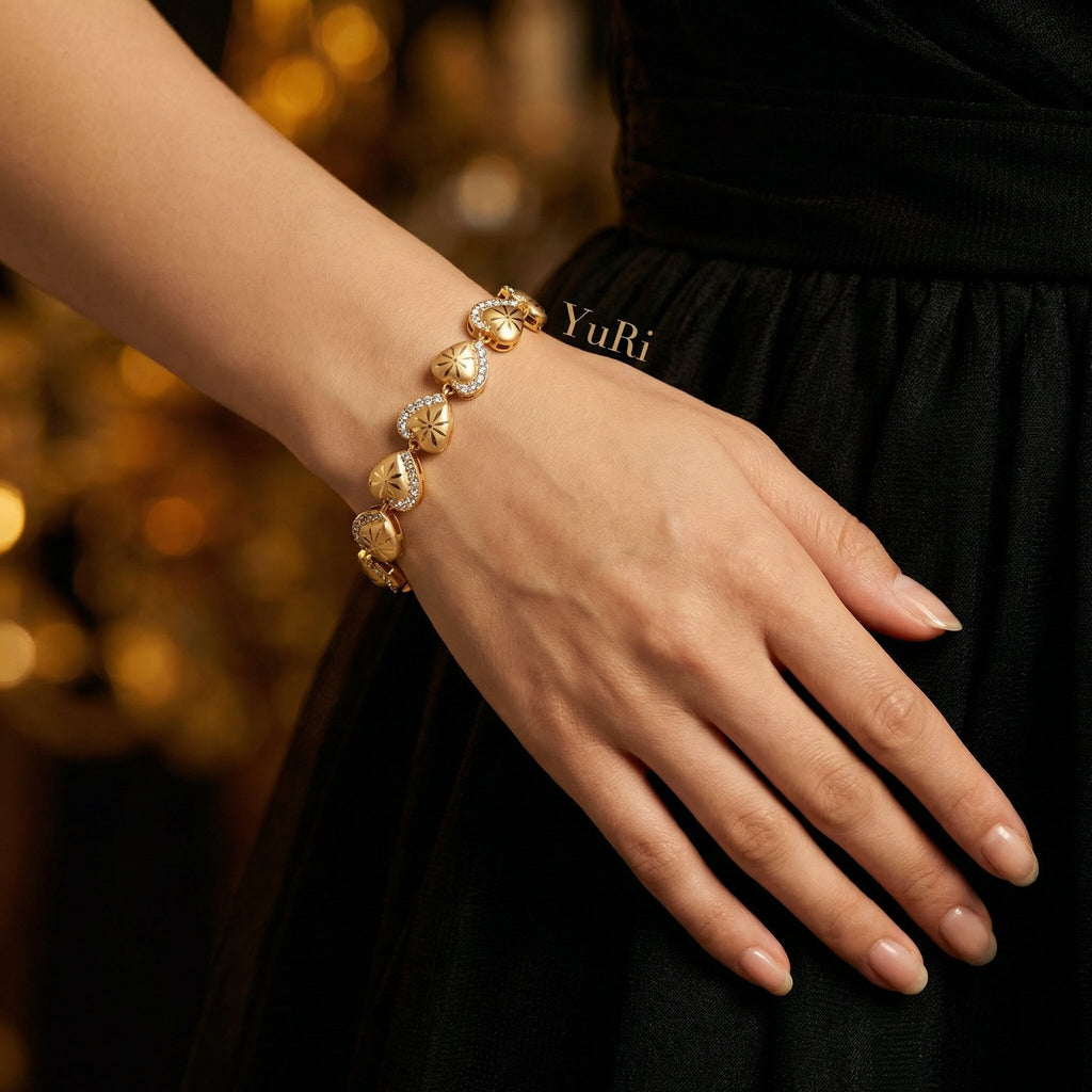 Stella Shine Bracelet Detail