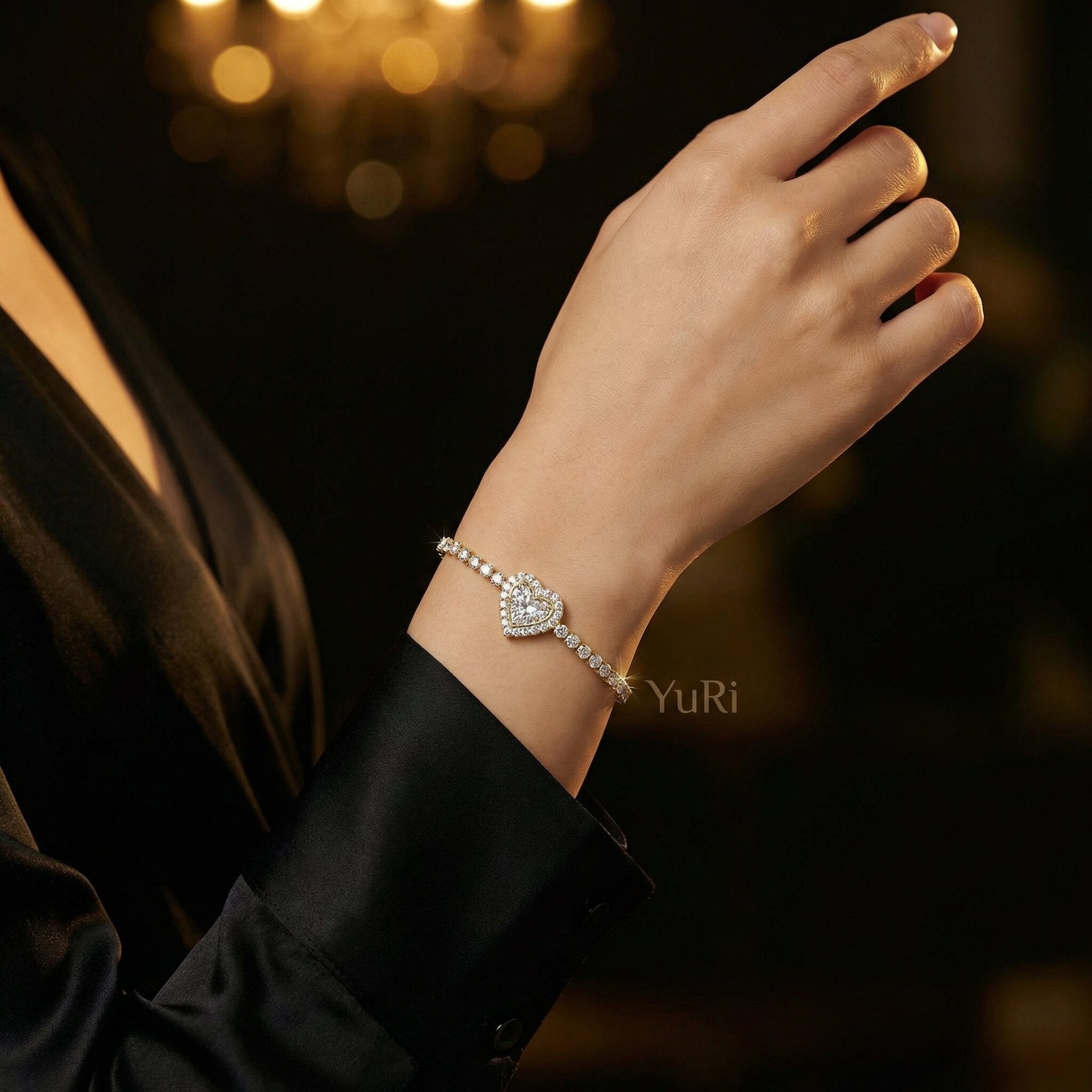 Suri Bloom Bracelet Detail