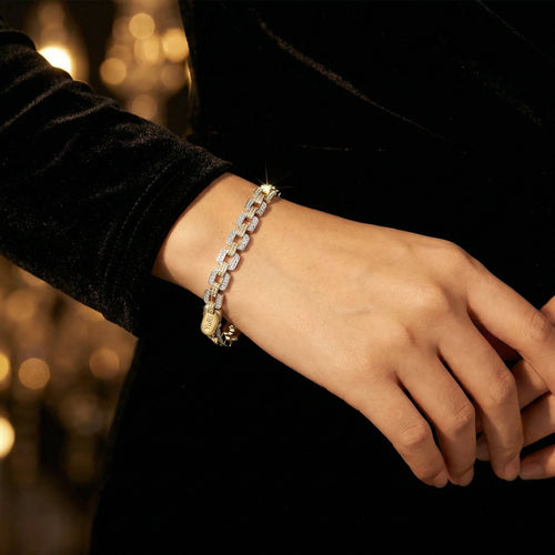 Aura Bloom Bracelet Detail