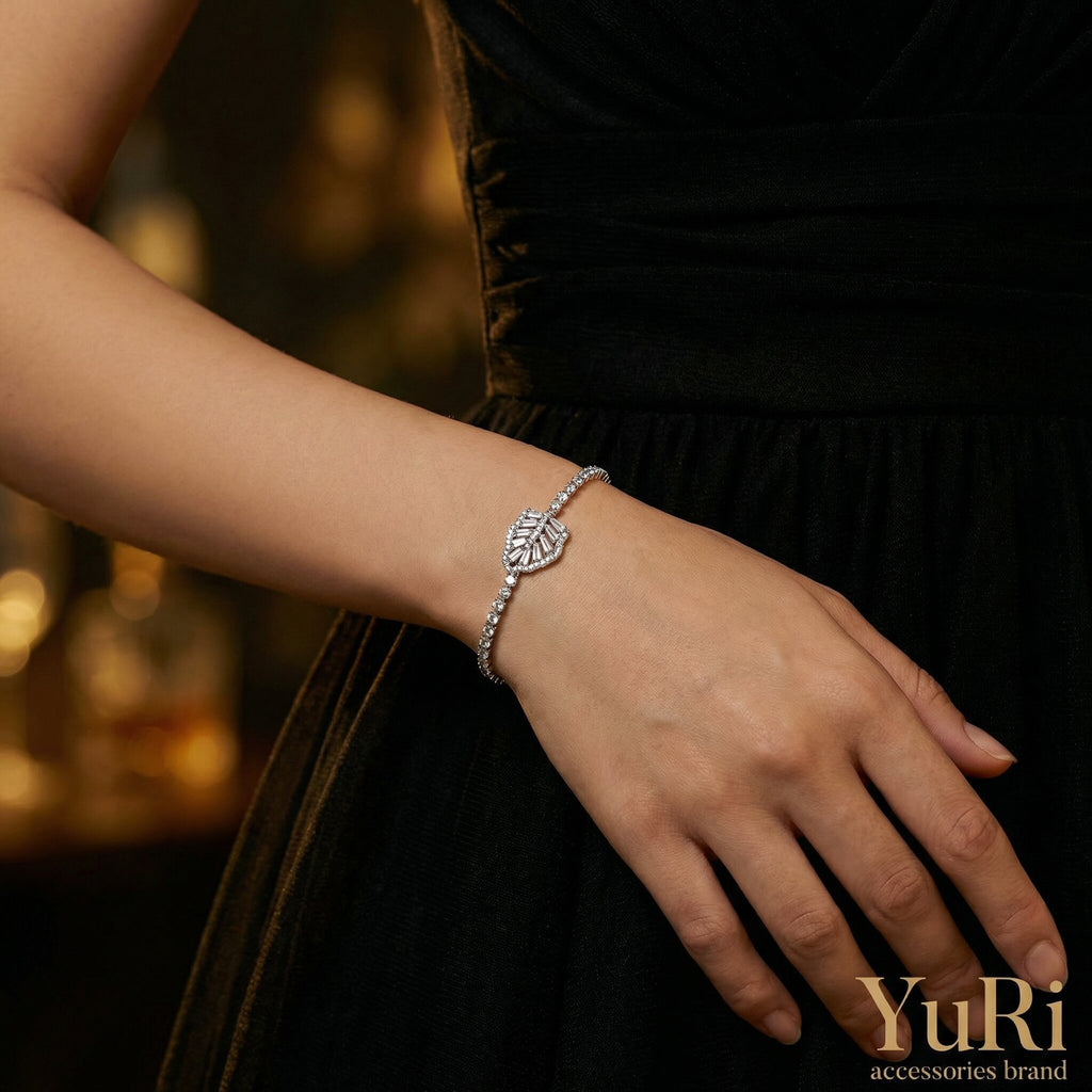 Hana Belle Bracelet Detail