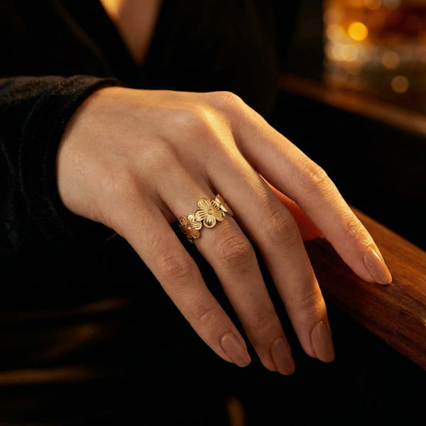 Flora Band Ring